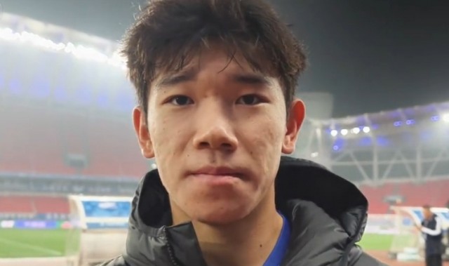 爱游戏app-三镇小将姜利勋：中超首秀还是有点放不开，教练一直在给我鼓励