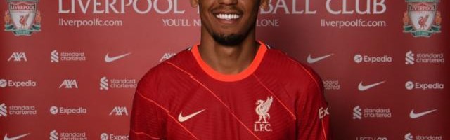 爱游戏官网-法比尼奥与利物浦完成续约：希望能成为球队领袖