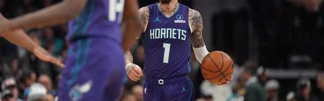 爱游戏-最多领先50分！8人上双打爆东部劲旅！4号秀再创三分球新纪录