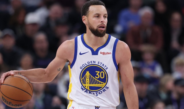 爱游戏app-勇士110-115不敌快船 球员评价：2人优秀，4人及格，7人低迷